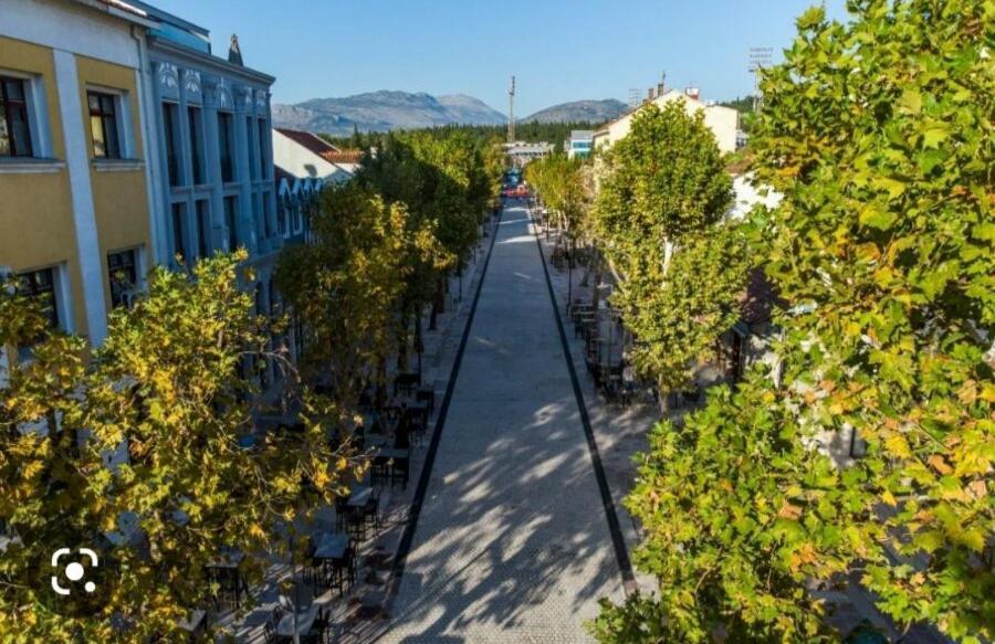 Apartment Center 23 Podgorica Bagian luar foto