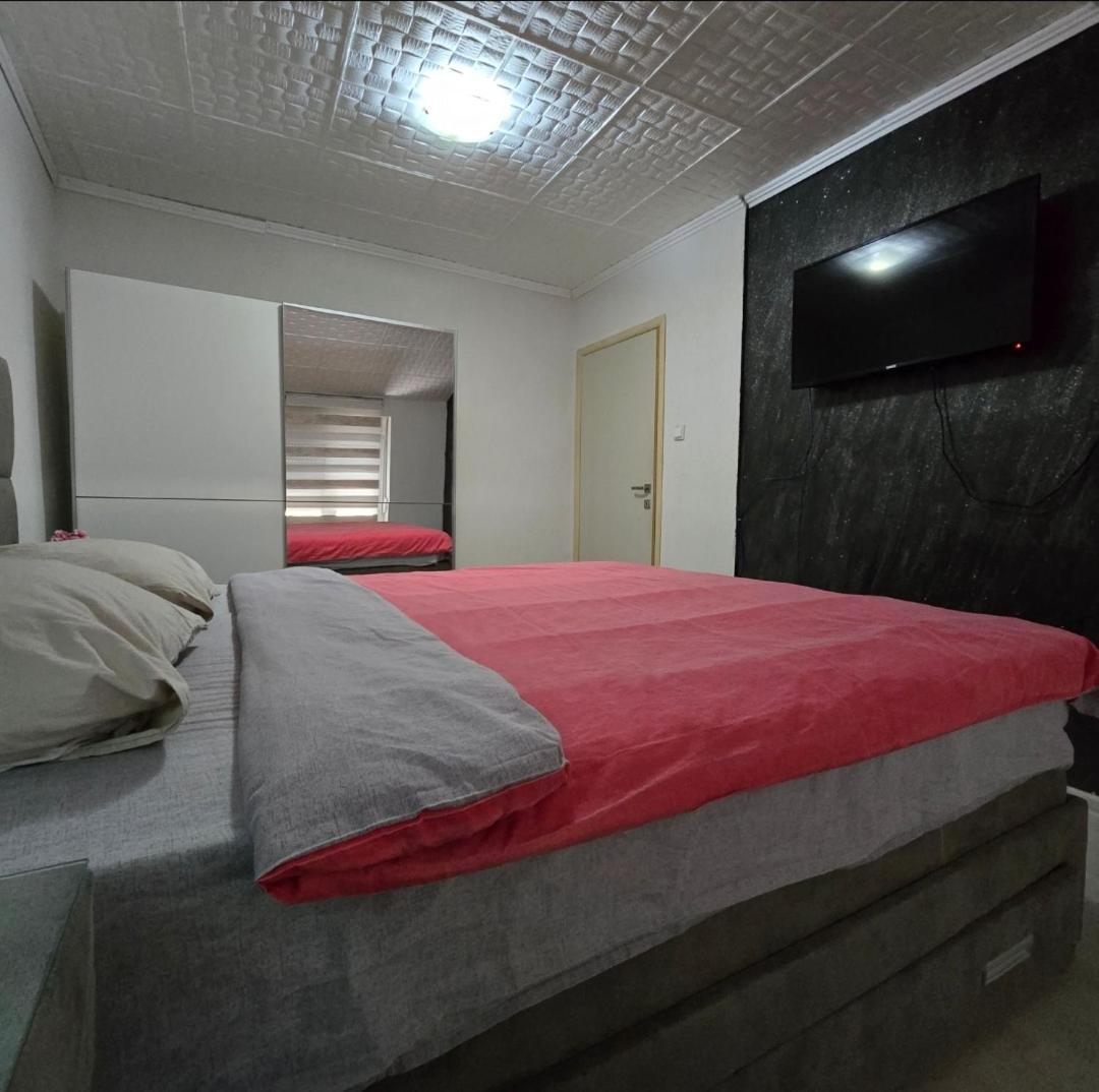 Apartment Center 23 Podgorica Bagian luar foto